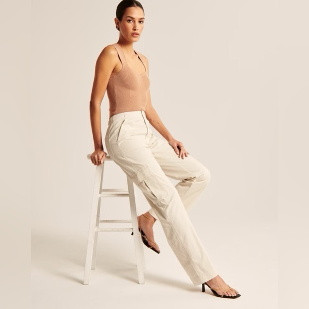 Abercrombie relaxed cargo Pants size 27 in cream tan - Picture 2 of 9